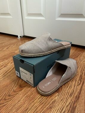 TOMS Nova Rose Gold Metallic Woven Slip-On
